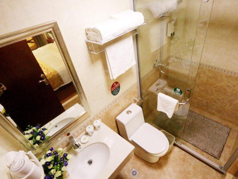 Greentree Inn Zhejiang Jiaxing West Zhongshan Road Vintage Car Building Express Hotel Dış mekan fotoğraf