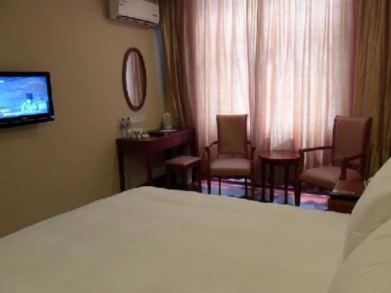Greentree Inn Zhejiang Jiaxing West Zhongshan Road Vintage Car Building Express Hotel Dış mekan fotoğraf