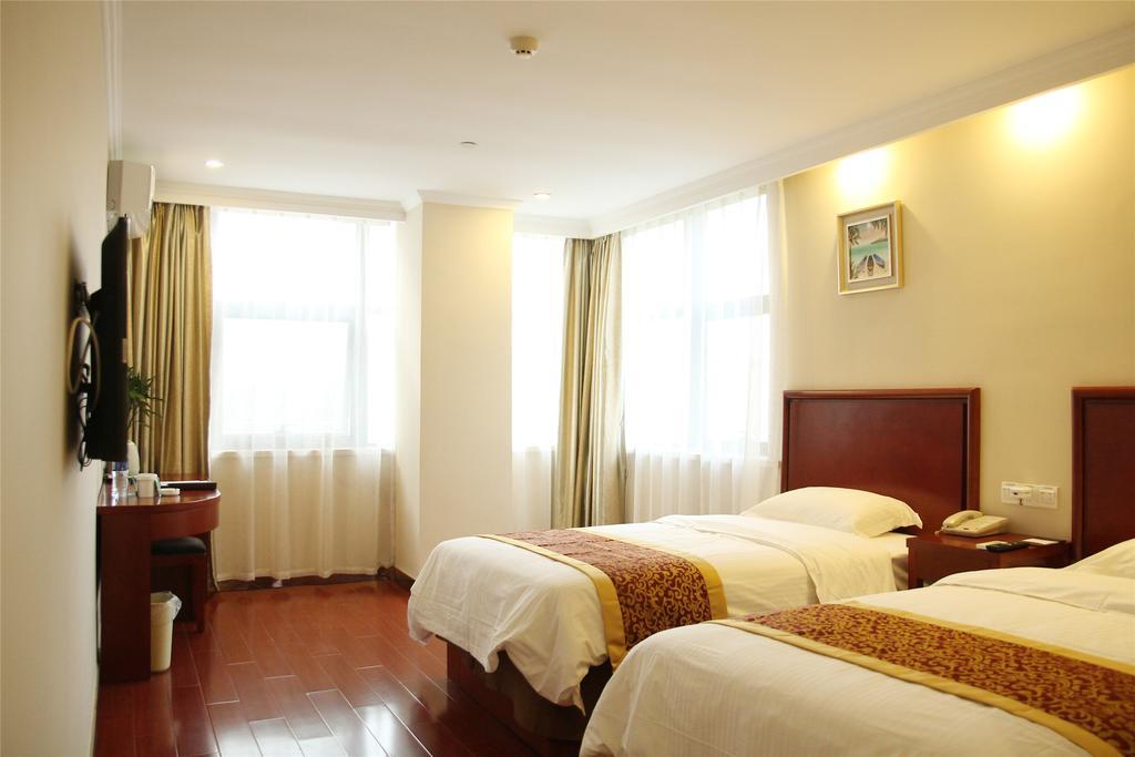 Greentree Inn Zhejiang Jiaxing West Zhongshan Road Vintage Car Building Express Hotel Dış mekan fotoğraf